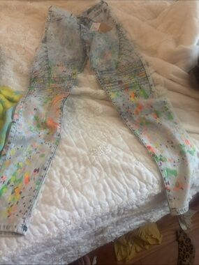 Light Blue Paint-Splatter Skinny Jeans for Women